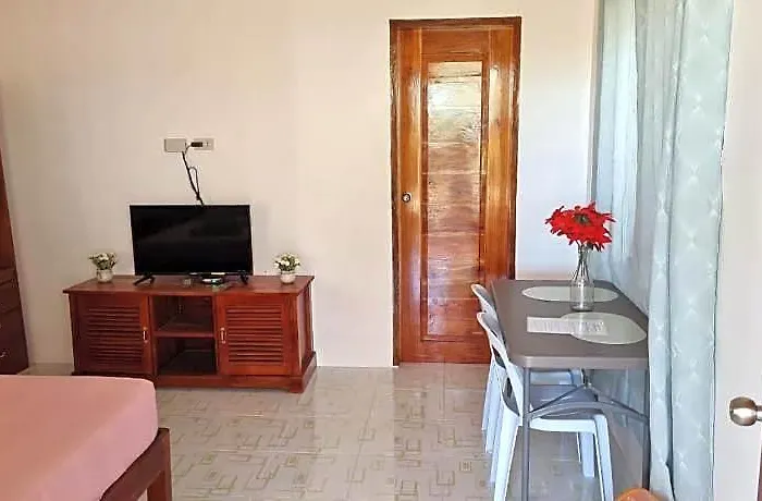 Babas Hotel Moalboal